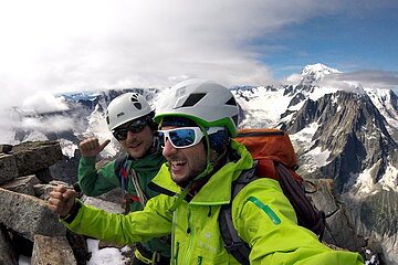 Ja, wir haben es geschafft --- endlich auf dem Gipfel der Dru